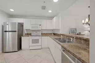 3033 Driftwood Way, Naples, FL 34109 - Photo 10