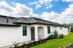 19617 Hinkley Dr, Estero, FL 33928 - Photo 10