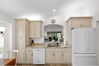 5963 Sand Wedge Ln #205, Naples, FL 34110 - Photo 12