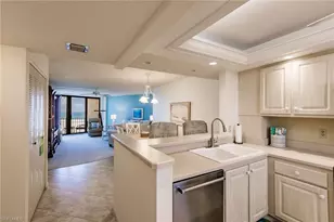 260 Seaview Ct, Marco Island, FL 34145 - Photo 16