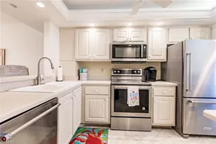 260 Seaview Ct, Marco Island, FL 34145 - Photo 14