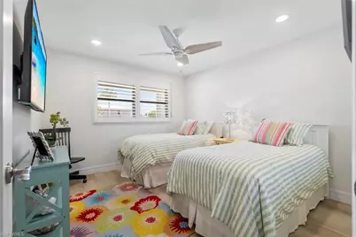 1910 Gulf Shore Blvd N #204, Naples, FL 34102 - Photo 20