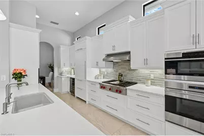 14726 Reserve Ln, Naples, FL 34109 - Photo 10