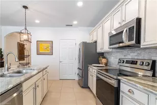 26987 Wildwood Pines Ln, Bonita Springs, FL 34135 - Photo 6