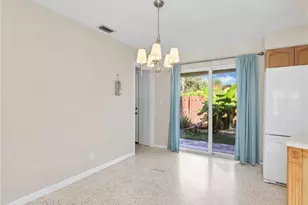 800 102nd Ave N, Naples, FL 34108 - Photo 16