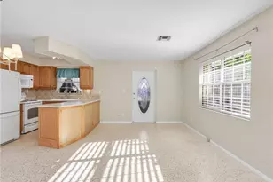 800 102nd Ave N, Naples, FL 34108 - Photo 10