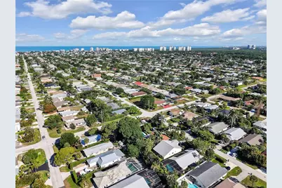 800 102nd Ave N, Naples, FL 34108 - Photo 32