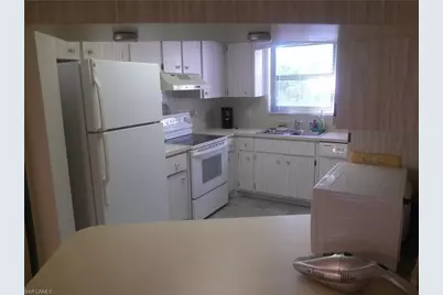 4963 Pepper Cir #D106, Naples, FL 34113 - Photo 2