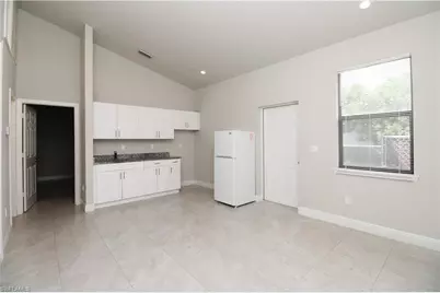 2861 Tropicana Blvd #A1, Naples, FL 34116 - Photo 4