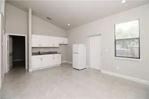 2861 Tropicana Blvd, Naples, FL 34116 - Photo 4