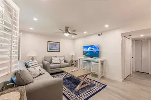527 Broad Ave S, Naples, FL 34102 - Photo 8