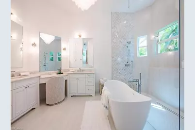 2363 Crayton Rd, Naples, FL 34103 - Photo 22