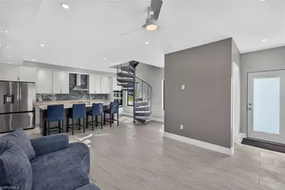 71 Mango St, Fort Myers Beach, FL 33931 - Photo 8
