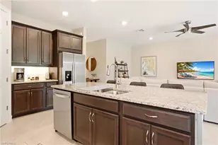 844 Heather Lk Ave, Cape Coral, FL 33993 - Photo 10