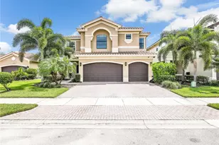 10008 Chesapeake Bay Dr, Fort Myers, FL 33913 - Photo 1