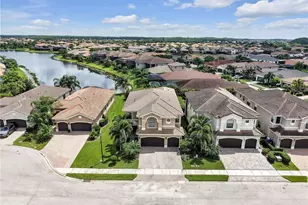 10008 Chesapeake Bay Dr, Fort Myers, FL 33913 - Photo 2