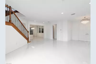 10008 Chesapeake Bay Dr, Fort Myers, FL 33913 - Photo 8