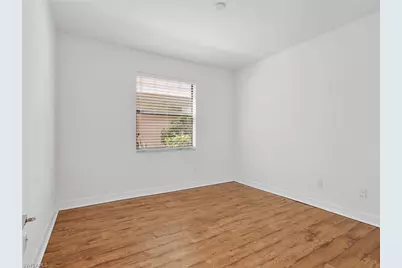 10008 Chesapeake Bay Dr, Fort Myers, FL 33913 - Photo 24