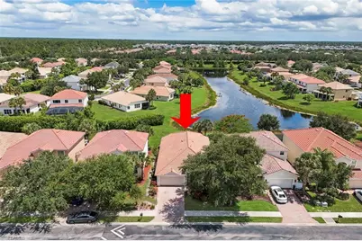 2010 Fairmont Ln, Naples, FL 34120 - Photo 2