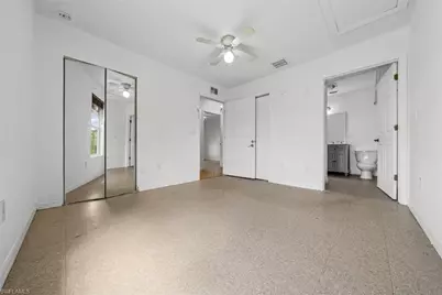 10274 Kingdom Ct, Naples, FL 34114 - Photo 10