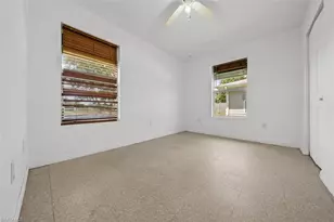 10274 Kingdom Ct, Naples, FL 34114 - Photo 12