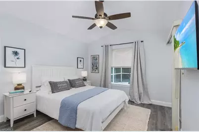 1537 Vintage Ln, Naples, FL 34104 - Photo 2