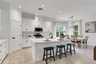 19657 Estero Pointe Ln, Fort Myers, FL 33908 - Photo 2