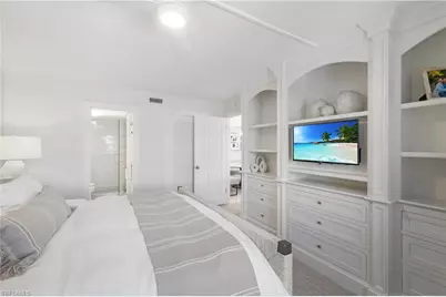 2600 Gulf Shore Blvd N #54, Naples, FL 34103 - Photo 8