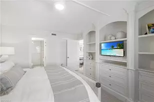 2600 Gulf Shore Blvd N, Naples, FL 34103 - Photo 8