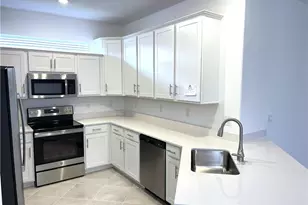 2184 Dragonfruit Wy, Naples, FL 34120 - Photo 4
