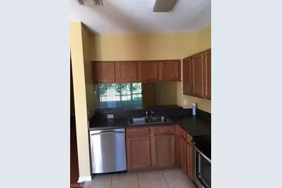 8071 Pacific Beach Dr, Fort Myers, FL 33966 - Photo 4