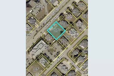 1109 Country Club Blvd, Cape Coral, FL 33990 - Photo 1