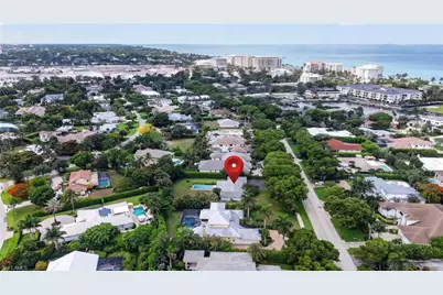 1608 Crayton Rd, Naples, FL 34102 - Photo 22