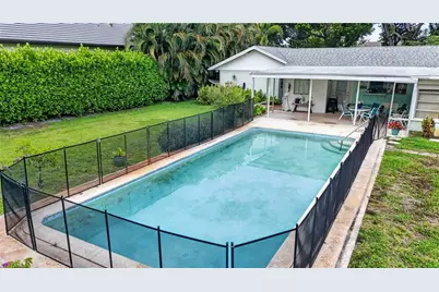 1608 Crayton Rd, Naples, FL 34102 - Photo 30