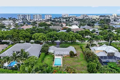 1608 Crayton Rd, Naples, FL 34102 - Photo 26