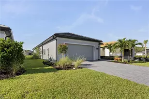 19226 Hinkley Dr, Estero, FL 33928 - Photo 4