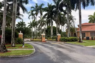1265 Wildwood Lakes Blvd, Naples, FL 34104 - Photo 28