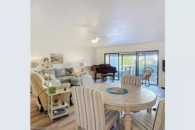 627 Serendipity Dr #627, Naples, FL 34108 - Photo 8