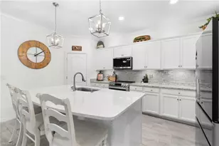 10252 Livorno Dr, Fort Myers, FL 33913 - Photo 8