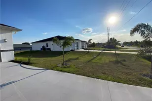5253-5255 Centennial Blvd, Lehigh Acres, FL 33971 - Photo 30