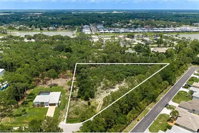 25693 Moriah Ln, Bonita Springs, FL 34135 - Photo 2
