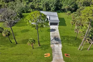 4070 24th Ave SE, Naples, FL 34117 - Photo 6