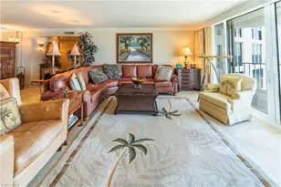 10701 Gulf Shore Dr, Naples, FL 34108 - Photo 8