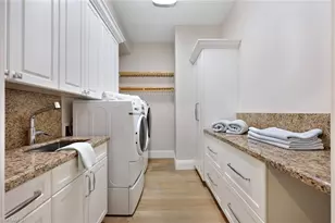 1725 Supreme Ct, Naples, FL 34110 - Photo 34