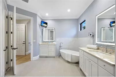1725 Supreme Ct, Naples, FL 34110 - Photo 20