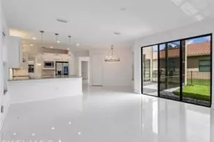 10008 Chesapeake Bay Dr, Fort Myers, FL 33913 - Photo 16