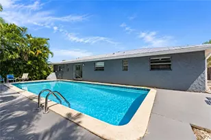 2250 Poinciana St, Naples, FL 34105 - Photo 2