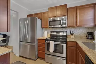 170 Turtle Lake Ct, Naples, FL 34105 - Photo 6