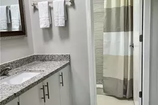 190 Palm Dr, Naples, FL 34112 - Photo 8