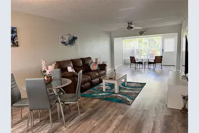 190 Palm Dr #1, Naples, FL 34112 - Photo 2